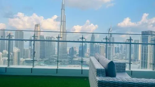 Walking distance to dubai mall Full burj Khalifa view and fountain view new year full fireworks view - Image 1