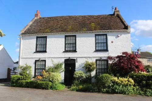 Skelton Grange Farmhouse - Image 1