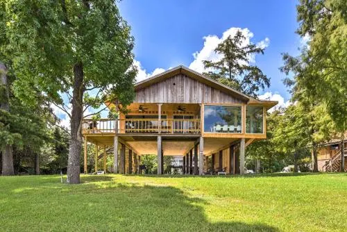Home on San Jacinto River with Hot Tub Deck And Grill - Image 1