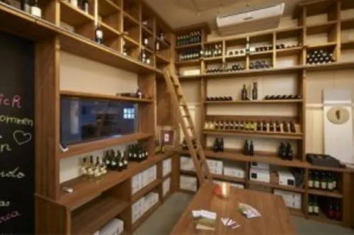 Gastehaus & Weingut Aigner - Image 1