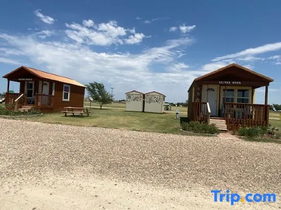 Silver Wind RV Park and Cabins - Image 1