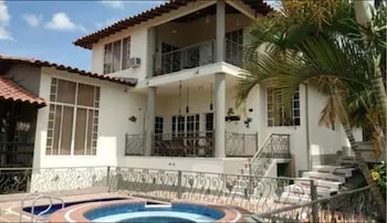 Corcega - Image 1