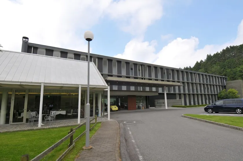 Menard Aoyama Resort - Image 1