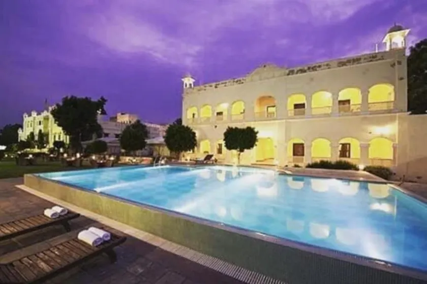 Hotel Roop Vilas Palace - Image 1