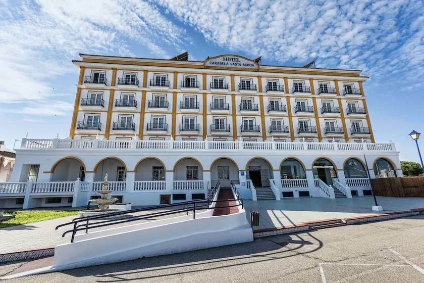 Hotel Carabela Santa Maria - Image 1