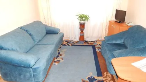 Akademicheskaya Hotel - Image 1