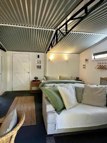 Capri Retreat - For Couples - Image 1