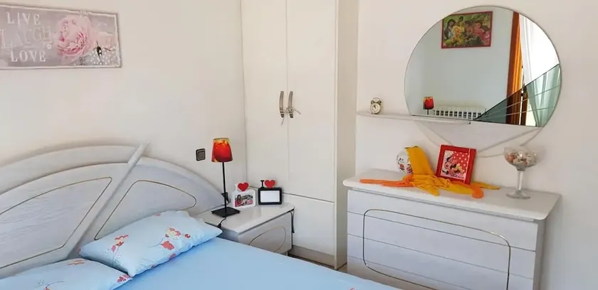 A Beautiful Sea side Penthouse - Image 1