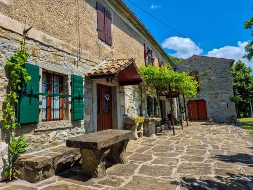 Holiday Home Pri Portolanih - Image 1