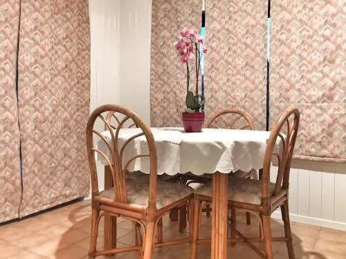 Lindo Lugar - Image 1
