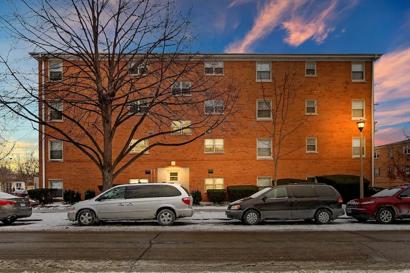 Skokie 1BR Gem - Davis - Image 1