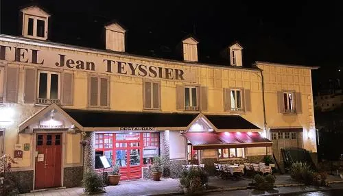 Logis Hotel Teyssier - Image 1