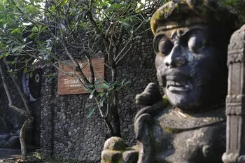 Tirto Raharjo Ethnic Wooden House - Image 1