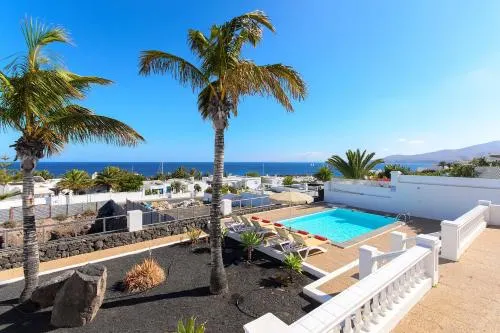 Villa Del Puerto - Image 1