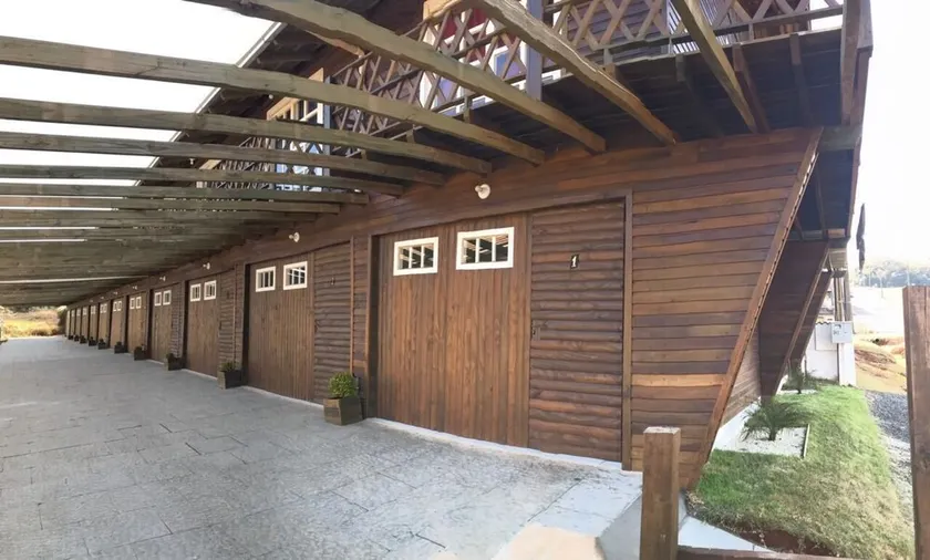 Cabanas Mfk - Image 1