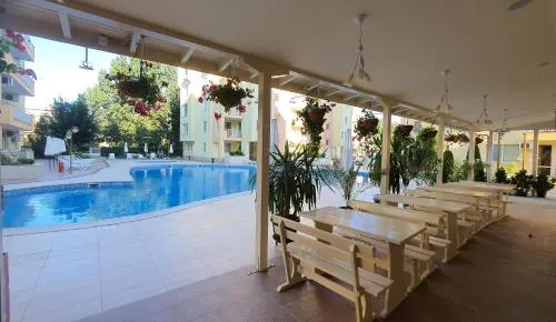 Sea Dreams Complex - Image 1