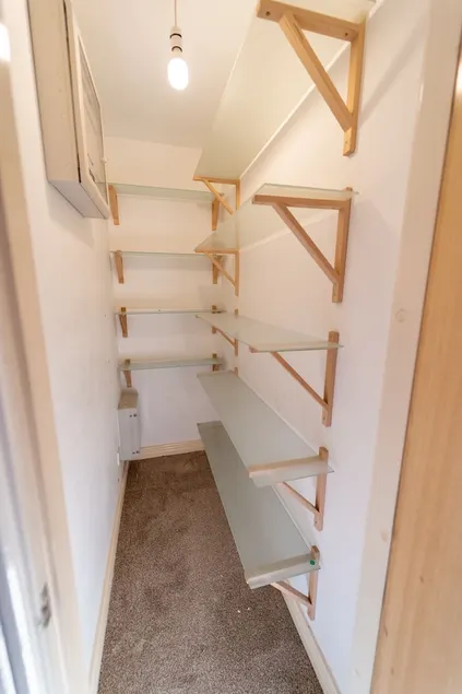 Stunning 1 Bed Flat - Elite Birmingham Complex - Image 1