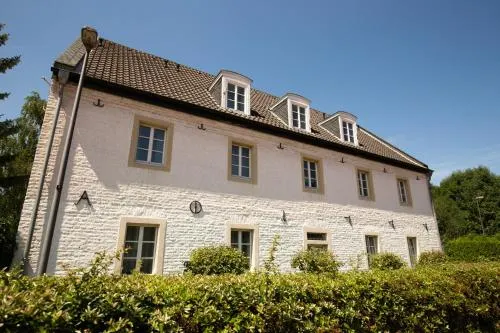 Gut Grossrotter Hof - Image 1