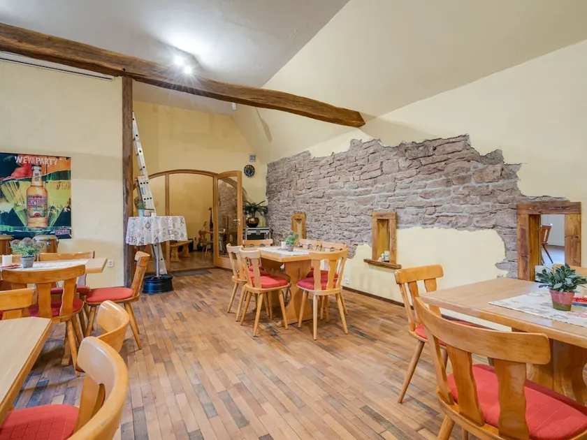 Modern Apartment in Meisberg with In-house Catering - Image 1