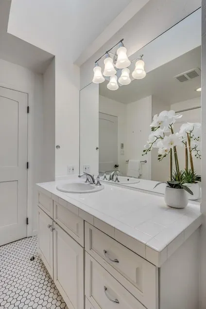 5 BR Updated Aspen Home - Stunning Views - Image 1