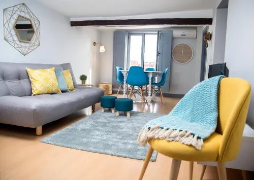 Apartamentos Fucar - Image 1