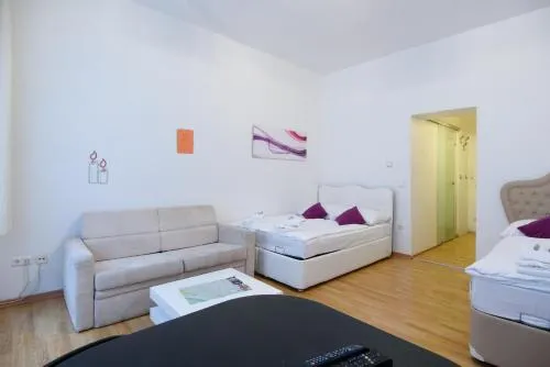 Royal Resort Apartments Belvedere - Image 1