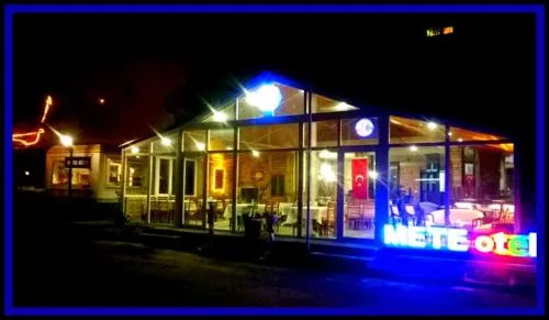 Mete Hotel - Image 1