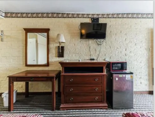 Regency Inn Forrest City - Image 1