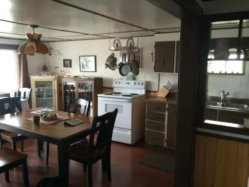 Bird Island Inn B&B - Image 1