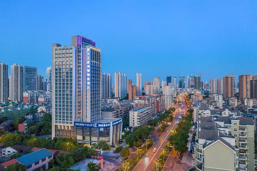 Wuhan Tieqiao Jianguo Hotel - Image 1