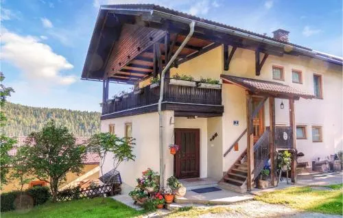 2 Bedroom Accommodation in Klein St. Paul - Image 1
