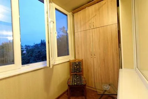 Apartment on Mozolevskogo in the Center of the City - Image 1