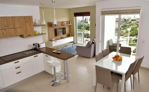 Valley of Honey Apartment - Image 1