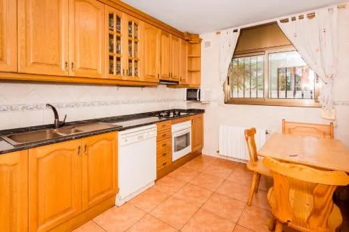 HomeHolidaysRentals Corts - Image 1
