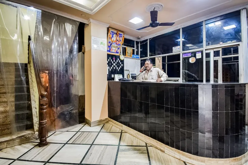 The Hotel Park by OYO Rooms - Image 1