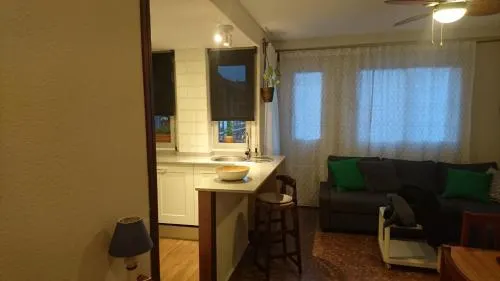 Precioso piso junto al antiguo barrio de Campanar - Image 1
