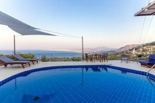 Villa Evakri with Private Swimming Pool BBQ - Image 1