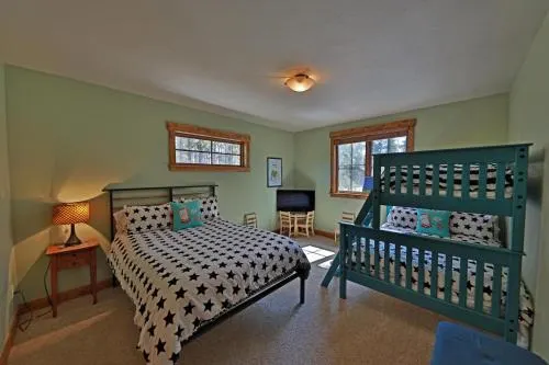Juniper House Home - Image 1