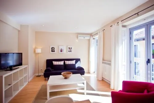Madrid Central Suites Apartment - Image 1