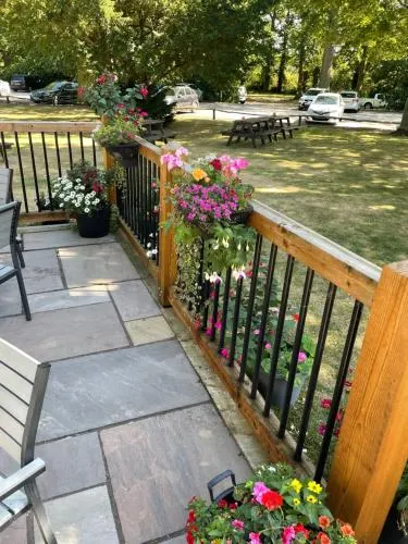 Thonock Park B&B - Image 1