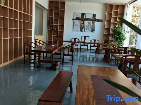 FenShui Dividing Resort - Image 1