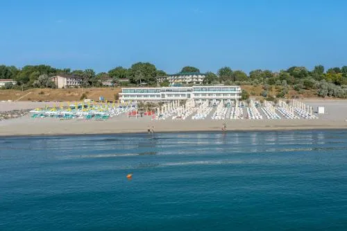 Meduza Hotel - Image 1