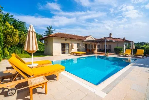 Villa Cedrus - Image 1