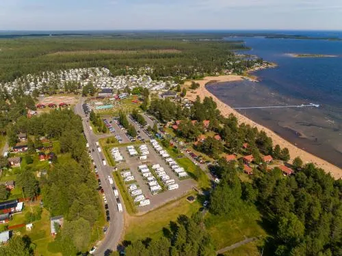Byske Havsbad Cottages and Camping - Image 1