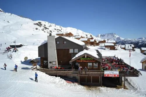 Hotel Sparrhorn - Image 1