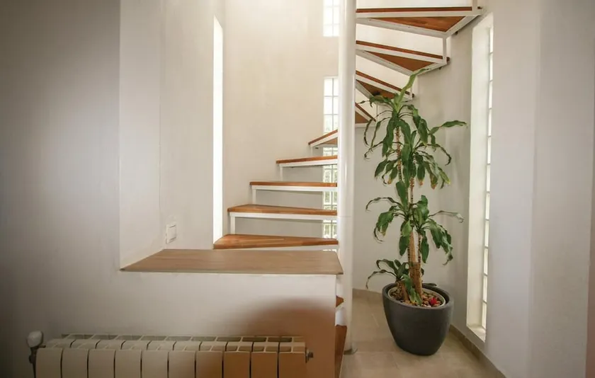 Gorgeous and uniq 4 Bed Villa by medittranean sea - Image 1
