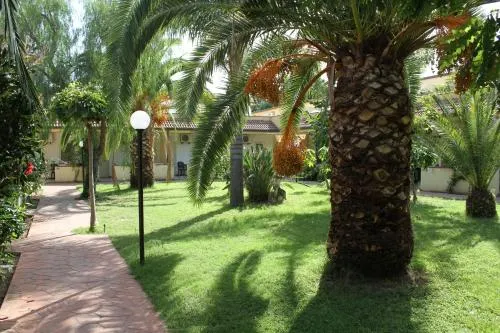 Green Garden Club - Image 1