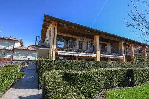 Sirmione Family Apartment - Image 1