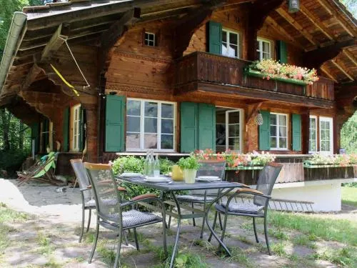 Apartment Chalet Maru by Interhome - Image 1