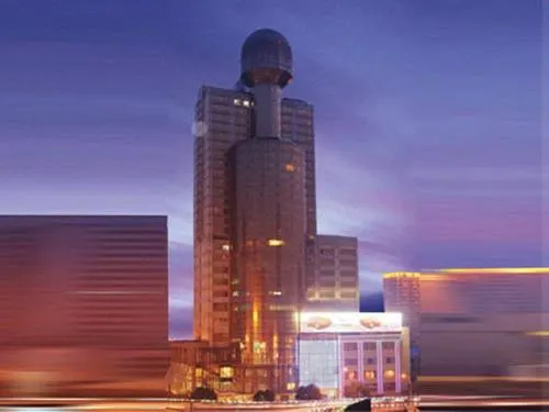 Guomao Grand Hotel - Image 1